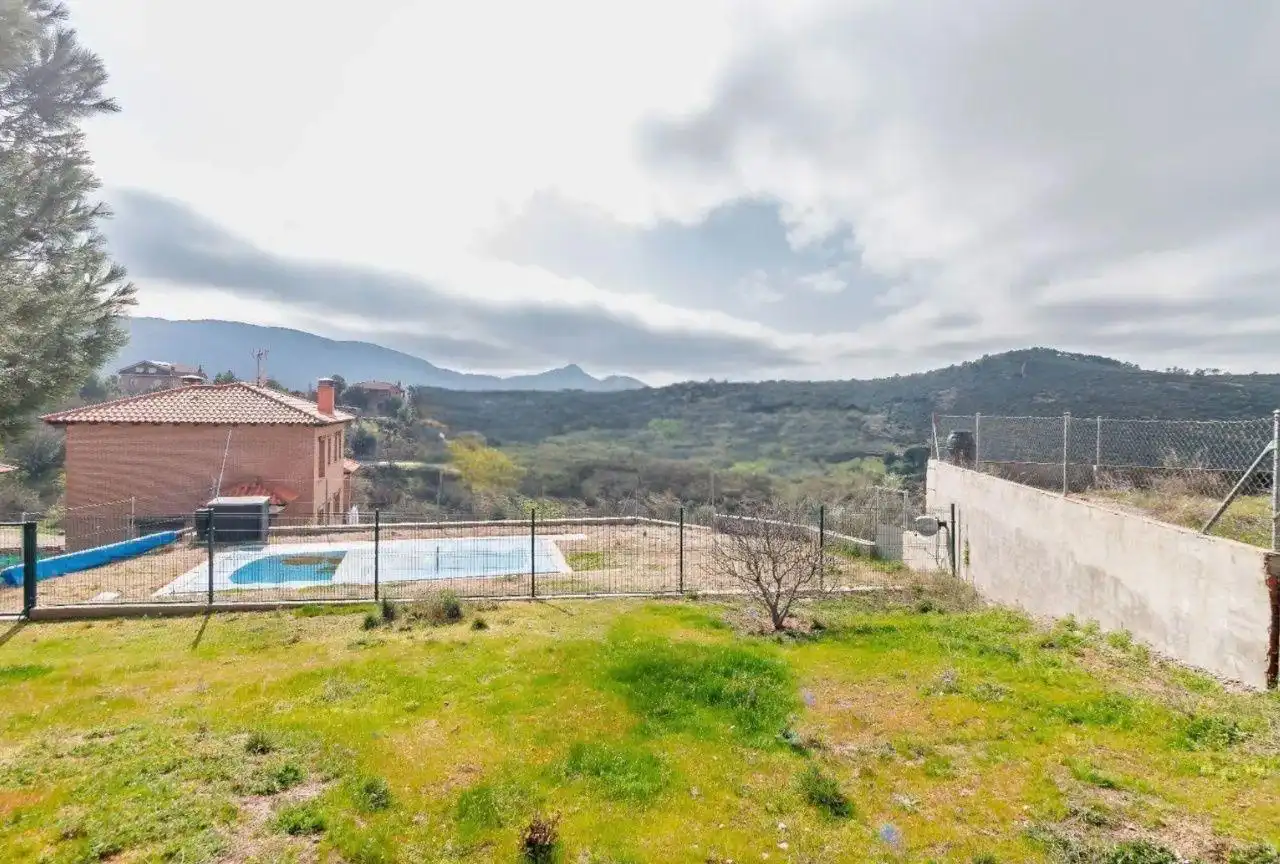 Casa o chalet en venta en Robledo de Chavela con Aire acondicionado, Calefacción y Jardín privado
