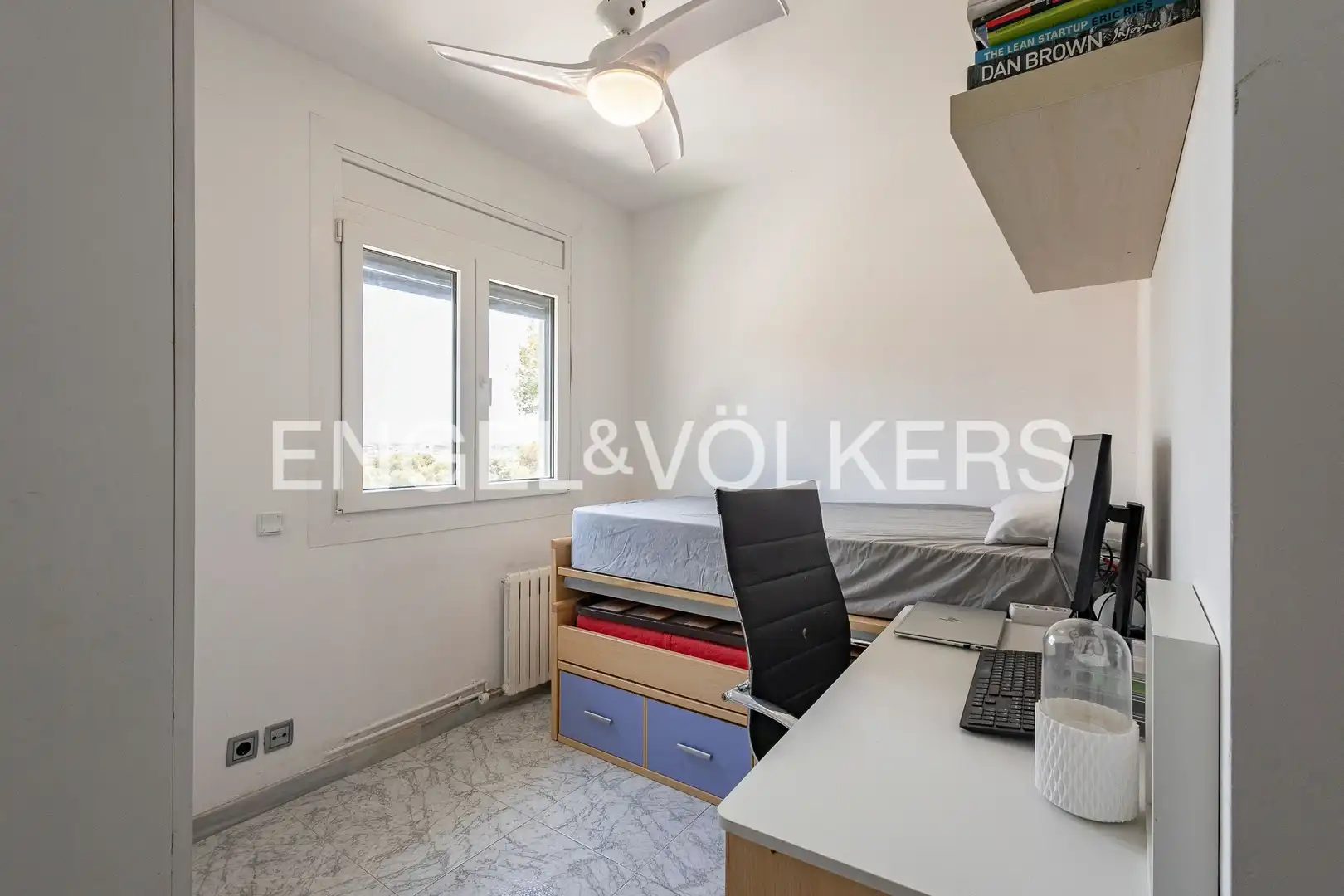 Bedroom of Houses for sale in Castelldefels  with Air Conditioner, Heating and Swimming Pool
