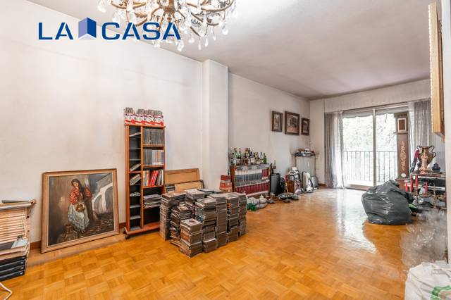 Piso en Venta en Calle de Arganda en Acacias