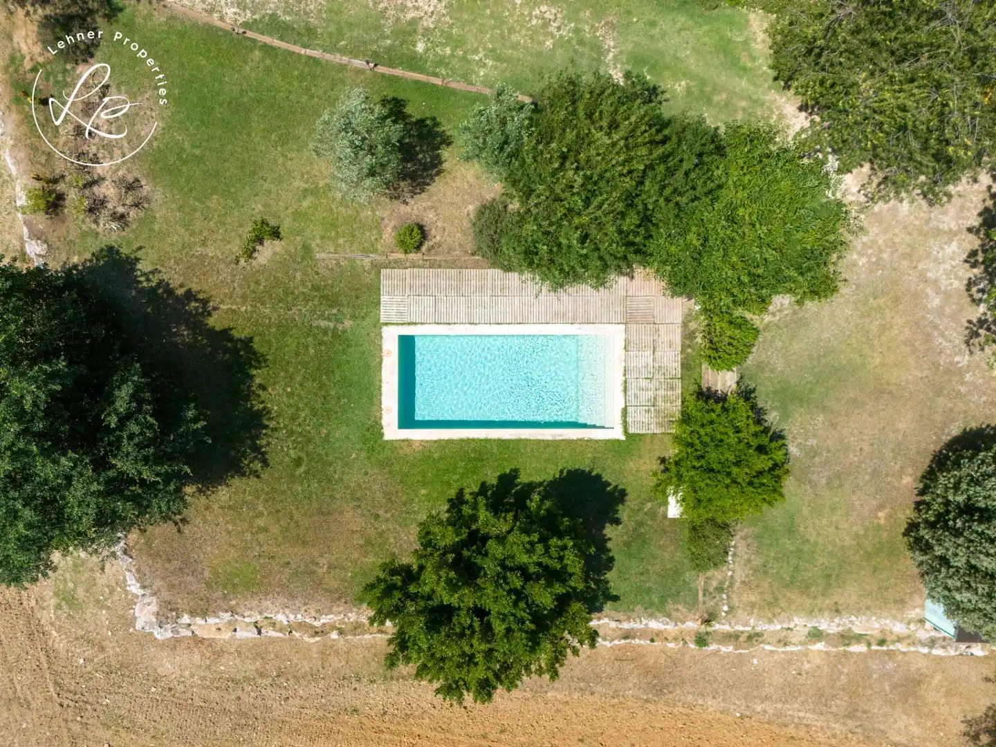 Piscina de Finca rústica en venda en Navata amb Aire condicionat, Calefacció i Jardí privat