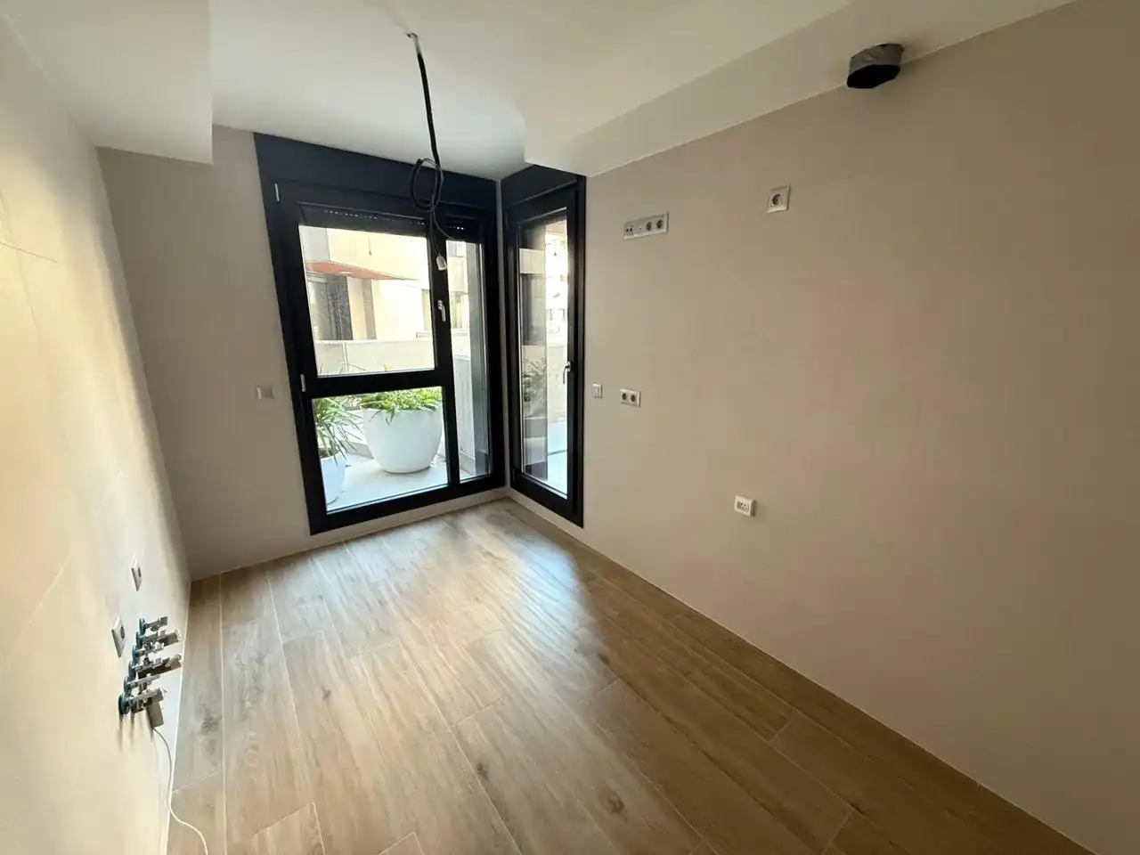 Dormitori de Planta baixa en venda en Castro-Urdiales amb Terrassa, Traster i Piscina comunitària