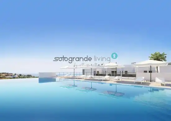 Appartement compact avec piscine à vendre à Chullera