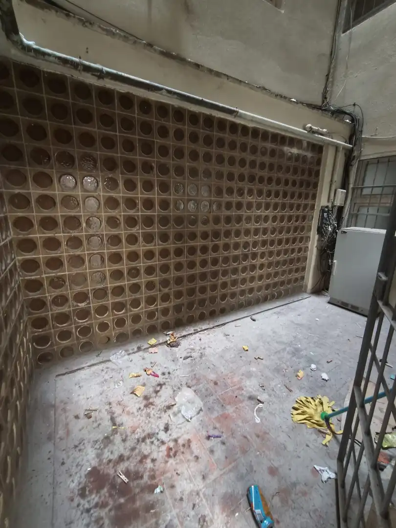 Vista exterior de Pis en venda en Barcelona amb Aire condicionat