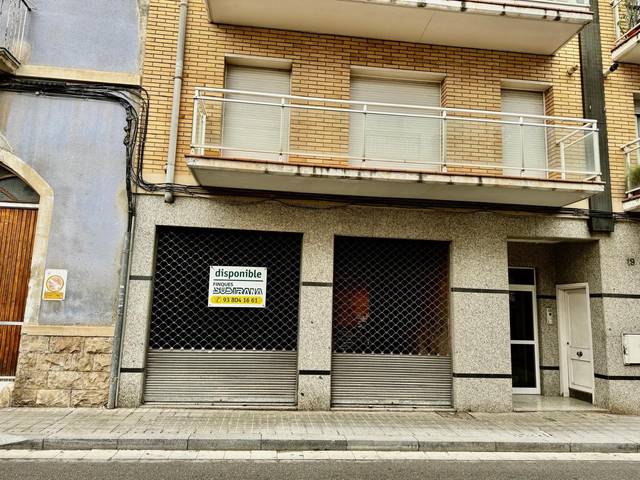 Local comercial en Alquiler en Rambla SANT FERRAN en Centre