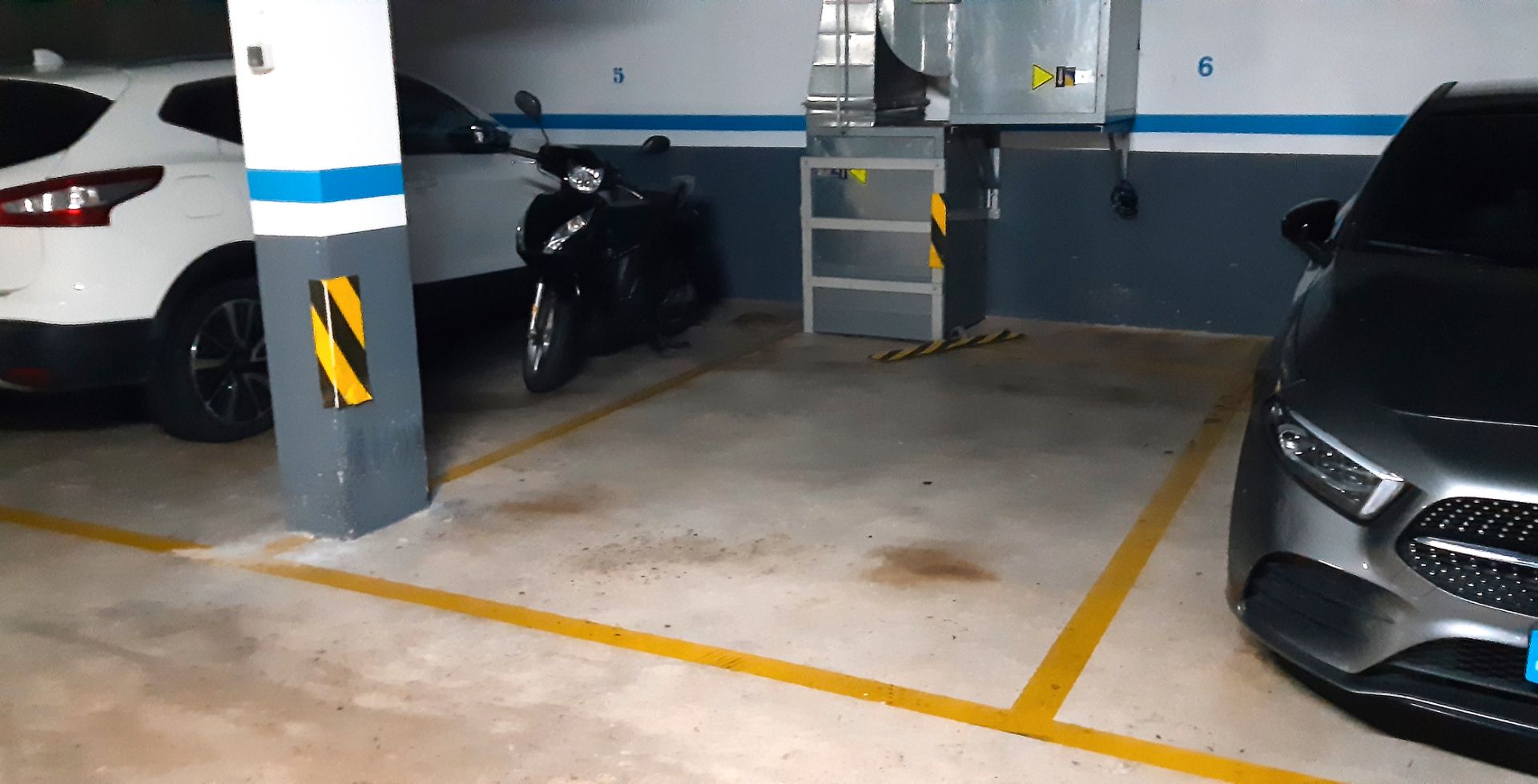 Garatge en venda a Carrer de Villar, 35, El Guinardó, Horta - Guinardó