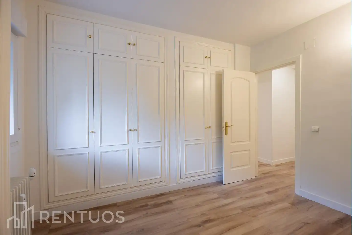 Wohnung zur Miete in Calle del Poeta Esteban de Villegas, Jerónimos