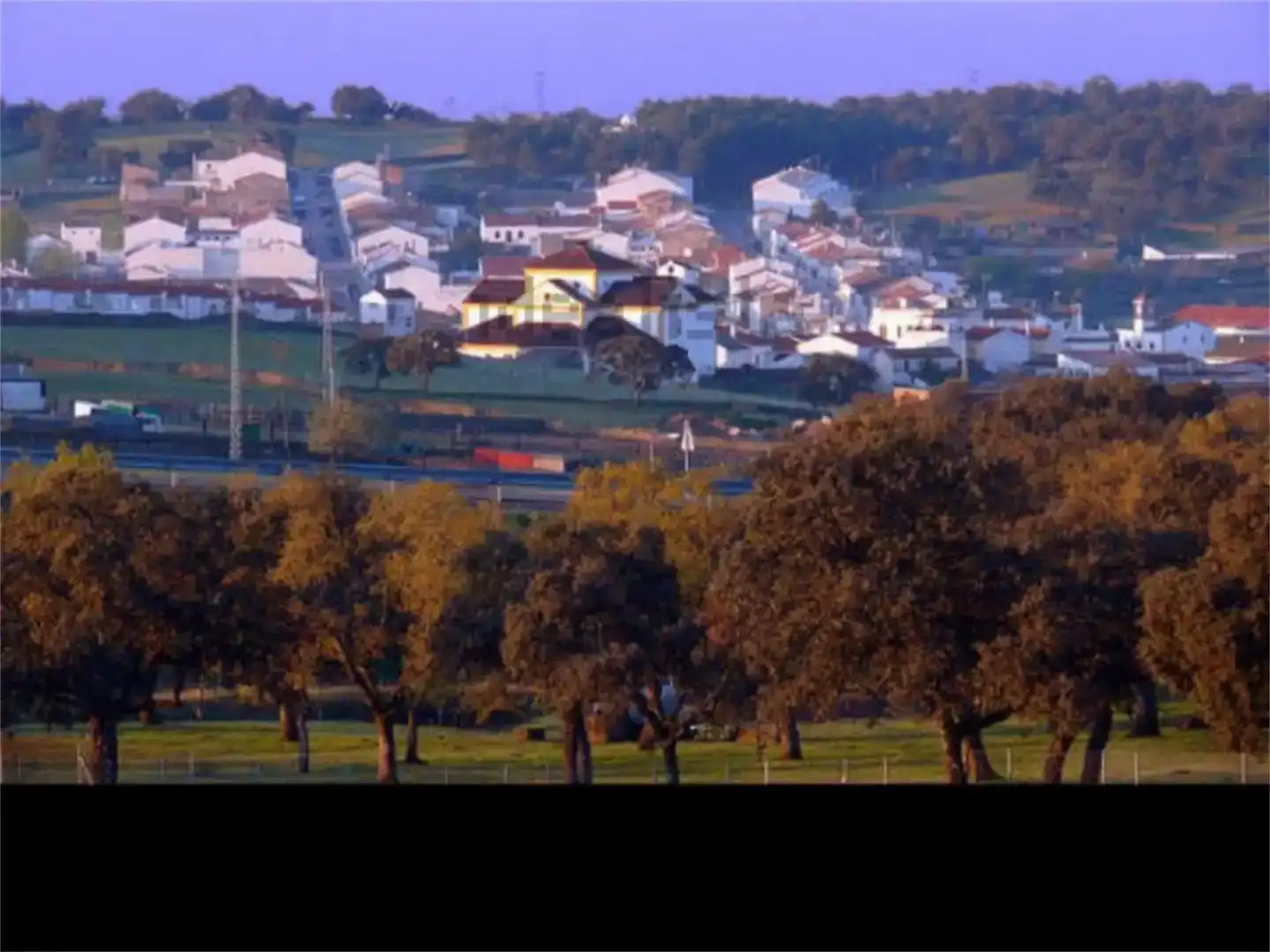 Vista exterior de Pis en venda en Cardeña amb Traster, Moblat i Forn