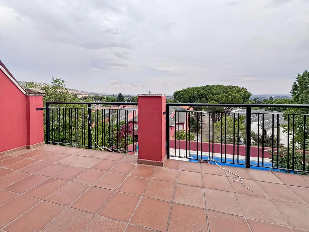Terrassa de Casa o xalet en venda en Collado Mediano amb Aire condicionat, Terrassa i Piscina comunitària