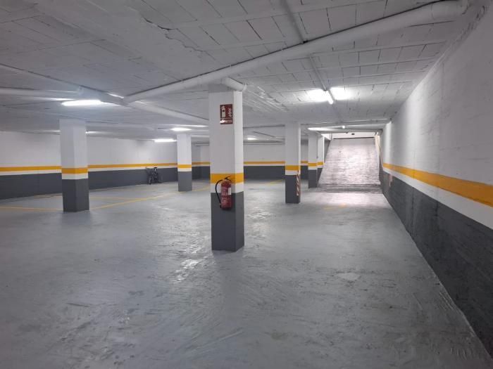 Garaje de alquiler en Rúa Alcalde Fernández Bermúdez, 44, Santa Uxía de Ribeira