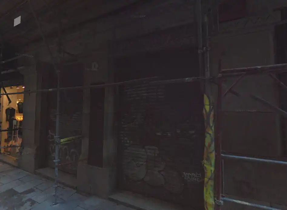 Local comercial en venda a Carrer dels Vigatans 6, imagen 3