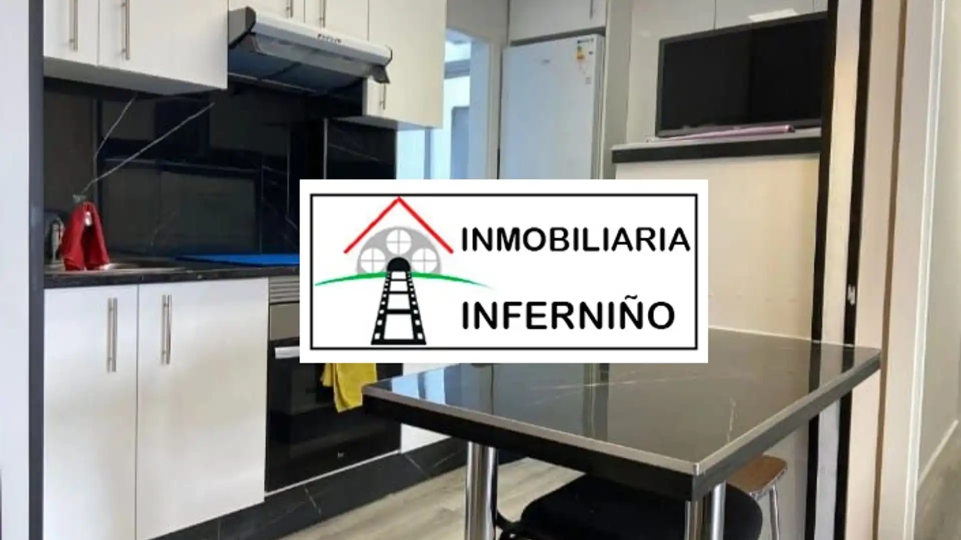 Vista exterior de Piso de alquiler en Ferrol con Calefacción