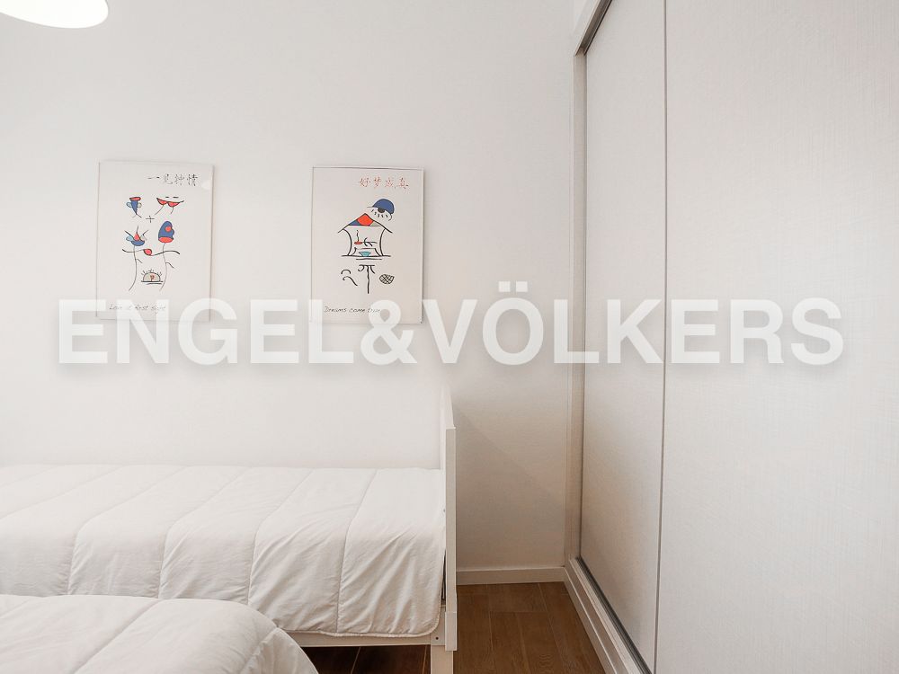 Dormitori de Pis de lloguer en  Valencia Capital amb Aire condicionat, Calefacció i Moblat