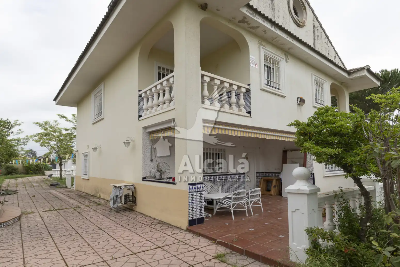 Vista exterior de Casa o chalet en venta en Galápagos con Aire acondicionado, Calefacción y Terraza