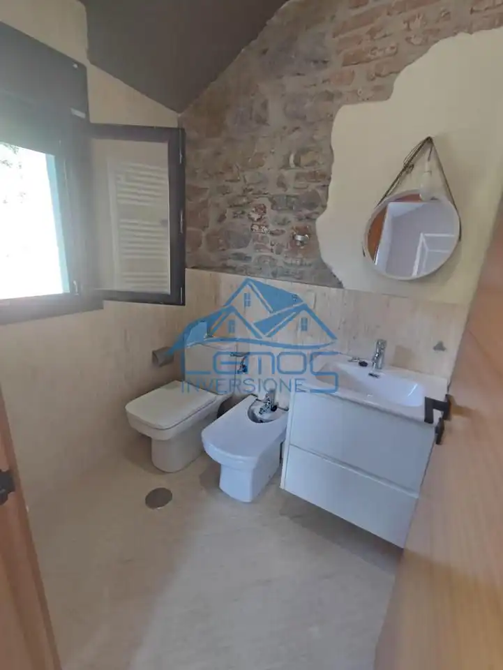 Bathroom of Houses for sale in Candamo  with Air Conditioner, Private garden and Terrace
