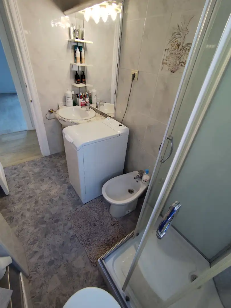Baño de Piso en venta en Valencia con Aire acondicionado, Amueblado y Horno