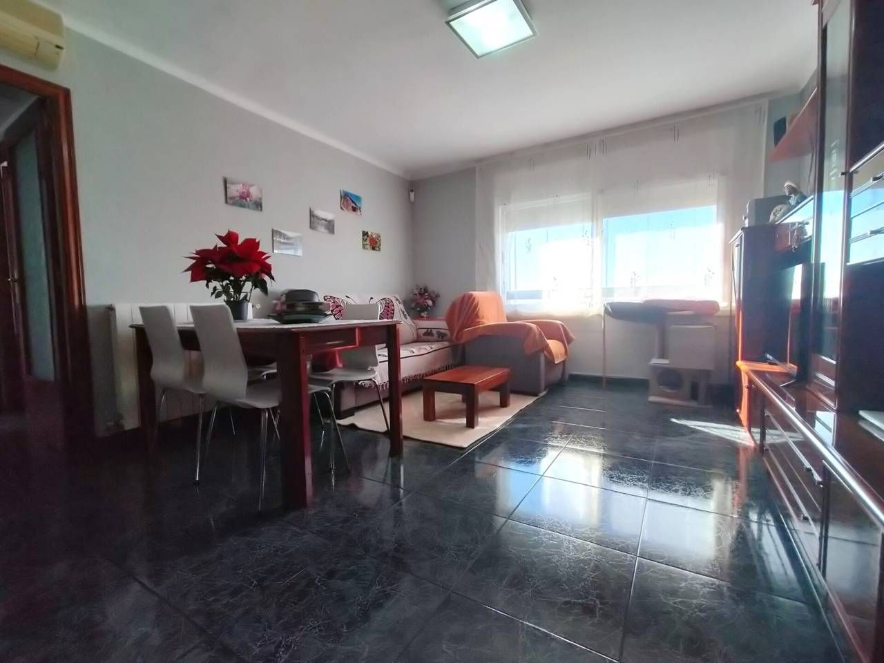 Living room of Flat for sale in Terrassa  with Heating