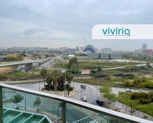 Exterior view of Flat for sale in  Valencia Capital  with Air Conditioner, Terrace and Swimming Pool