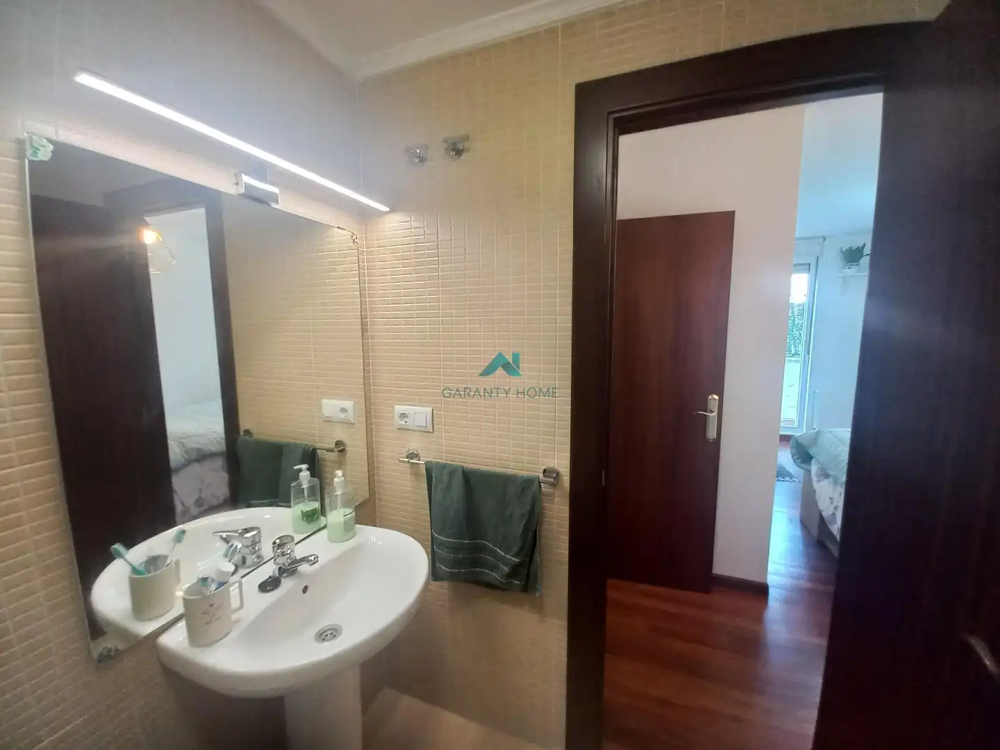 Baño de Planta baja en venta en Bárcena de Cicero con Calefacción, Jardín privado y Parquet