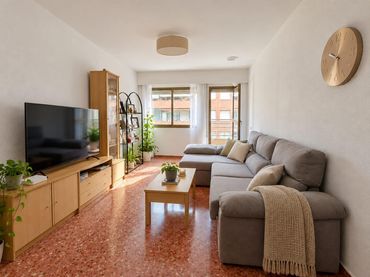 Flat with lift for sale in Germaníes - Juzgados