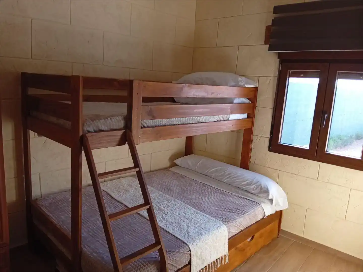Habitación de Casa o chalet de alquiler en San Clemente con Aire acondicionado, Jardín privado y Piscina