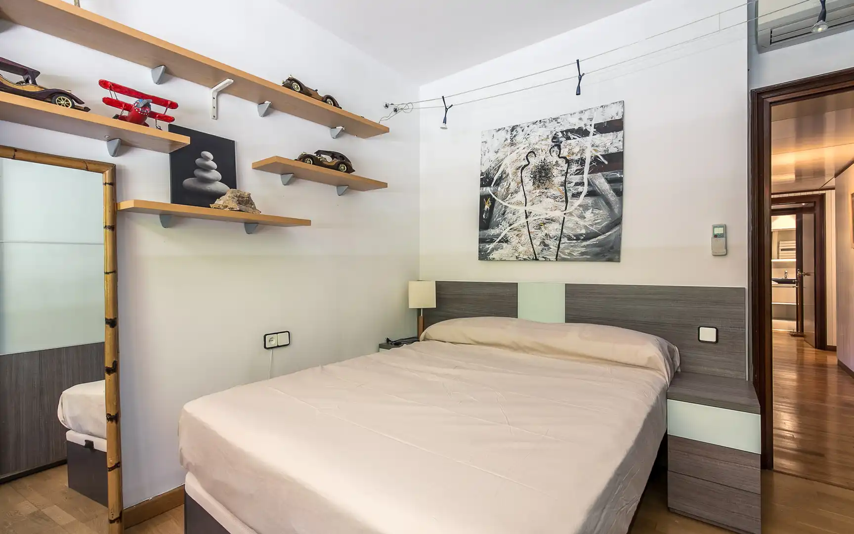 Bedroom of Flat for rent in Barcelona  with Air Conditioner, Heating and Terrace