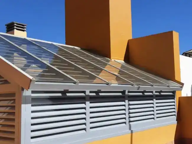 Vista exterior de Pis en venda en Mairena del Alcor amb Aire condicionat i Balcó