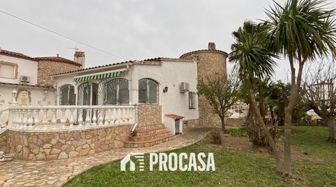 Casa al canal ancho, amarre 24 m, 1079m2 de terreno, imatge 5