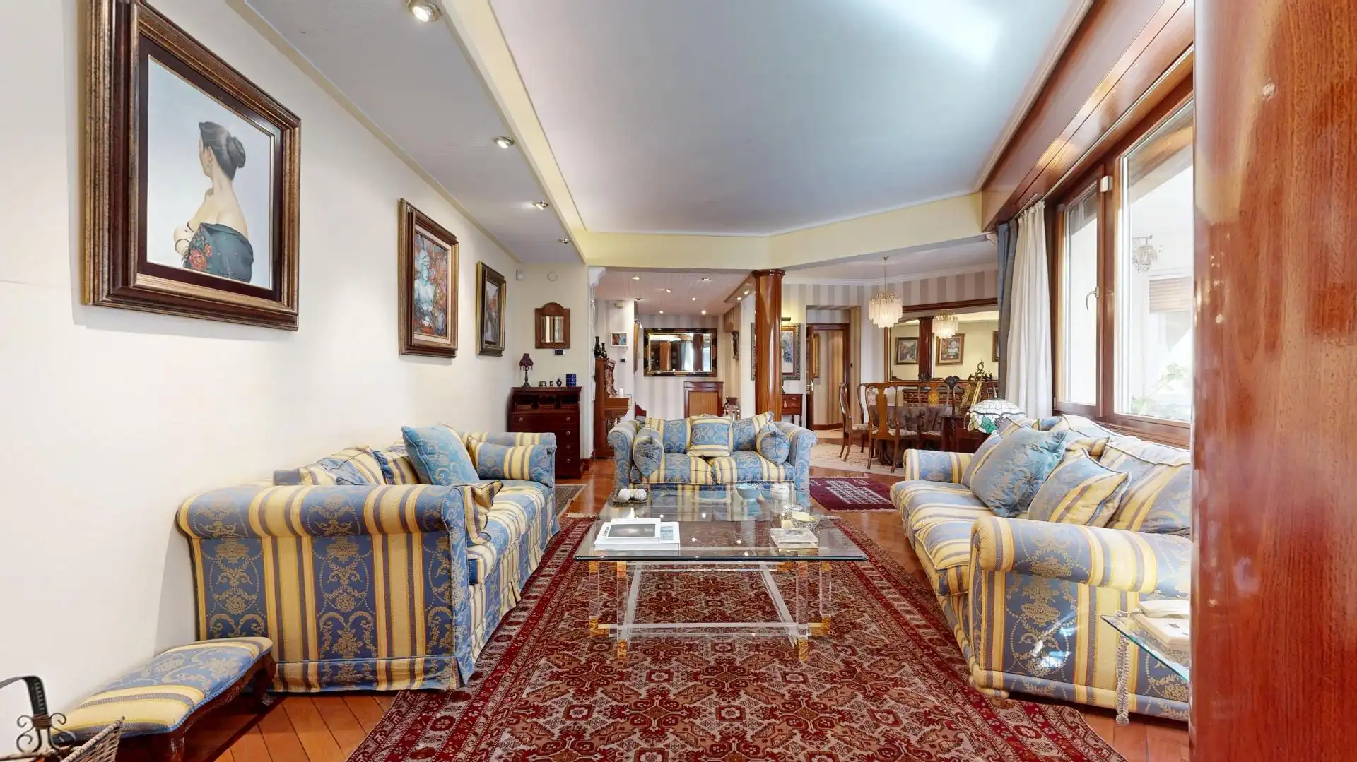 Living room of Flat for sale in Bilbao   with Heating, Terrace and Balcony