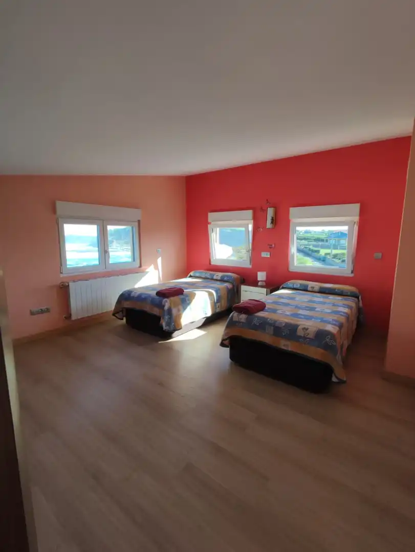 Habitación de Casa o chalet de alquiler en Miengo con Calefacción, Jardín privado y Amueblado