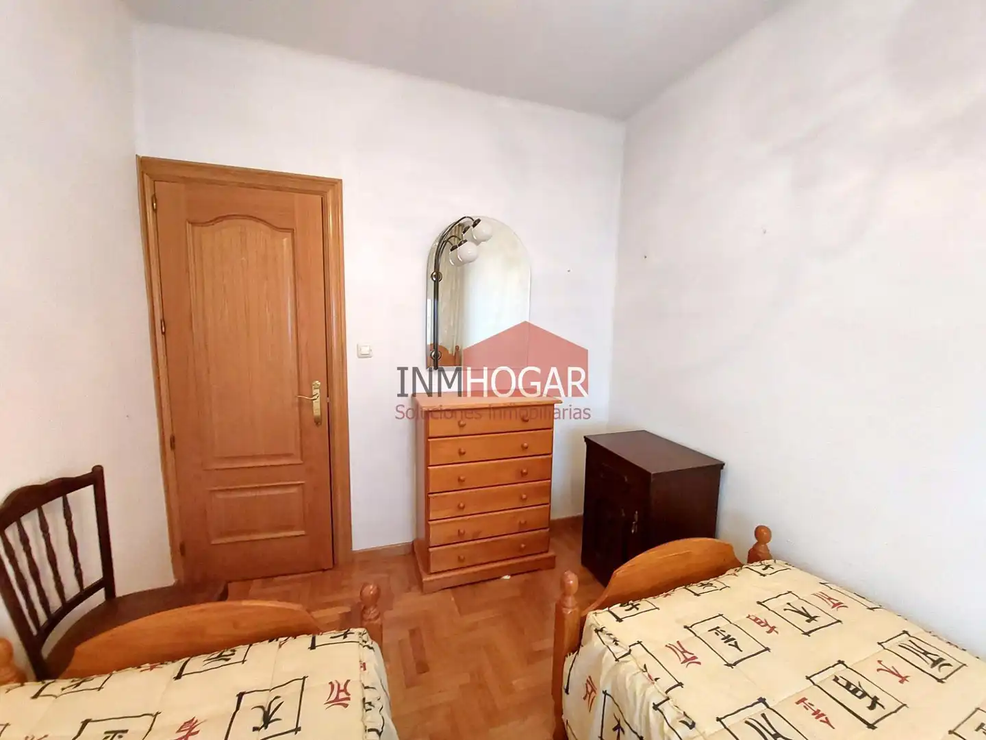 Schlafzimmer von Wohnung zum Verkauf in Arévalo mit Heizung, Parkett und Abstellraum