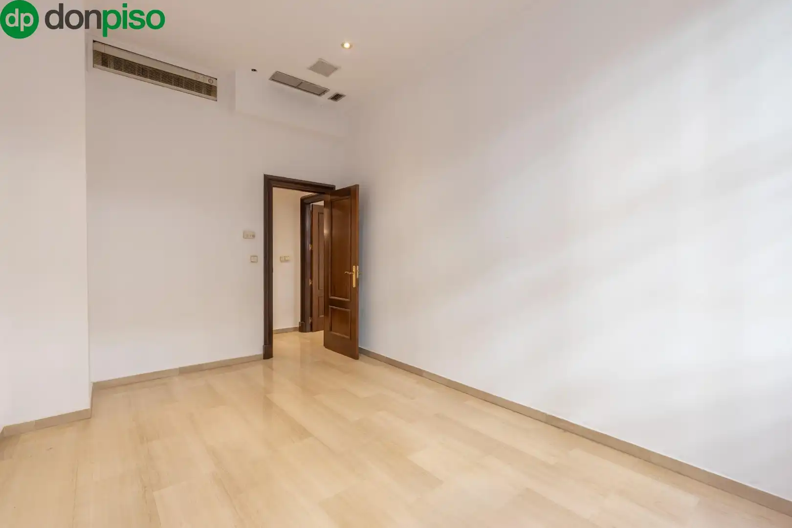 Local comercial en venda a Calle Ángel Ganivet, imagen 55