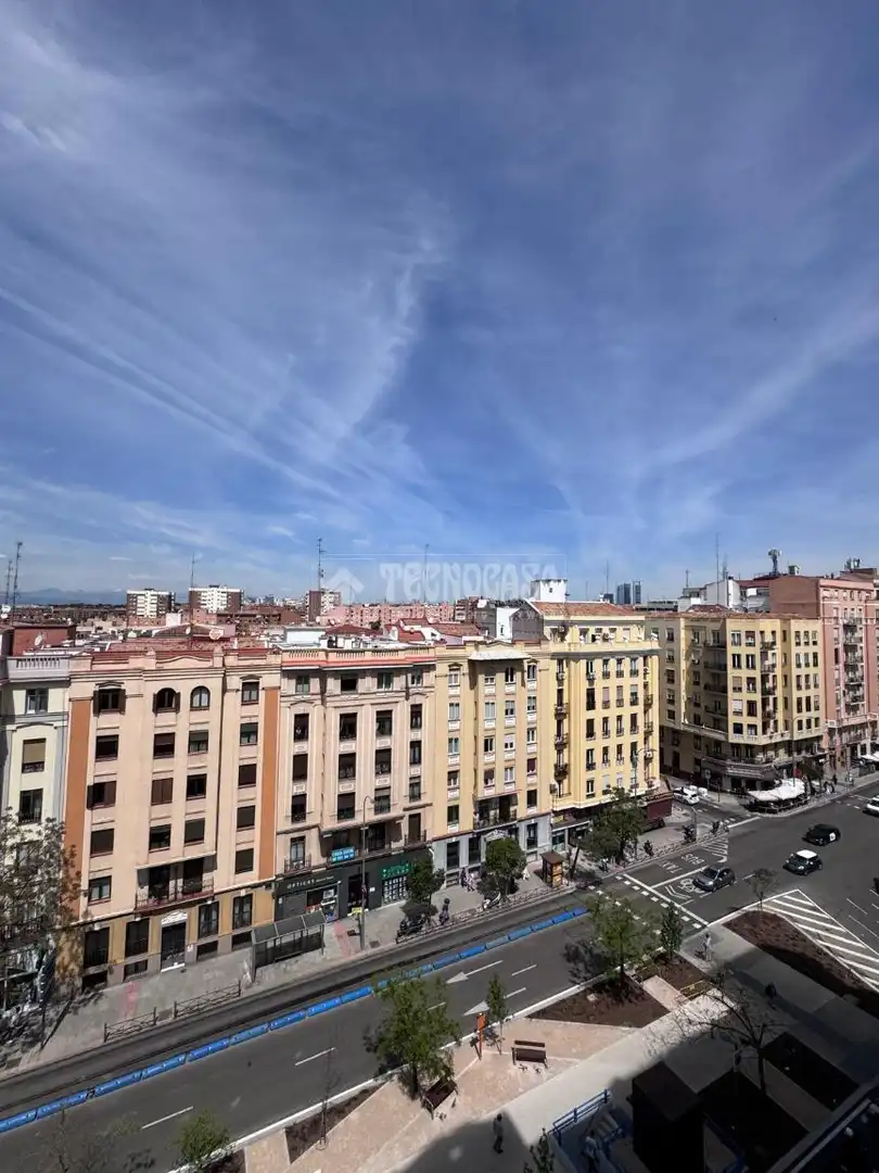 Exterior view of Flat for sale in Madrid  with Parquet flooring