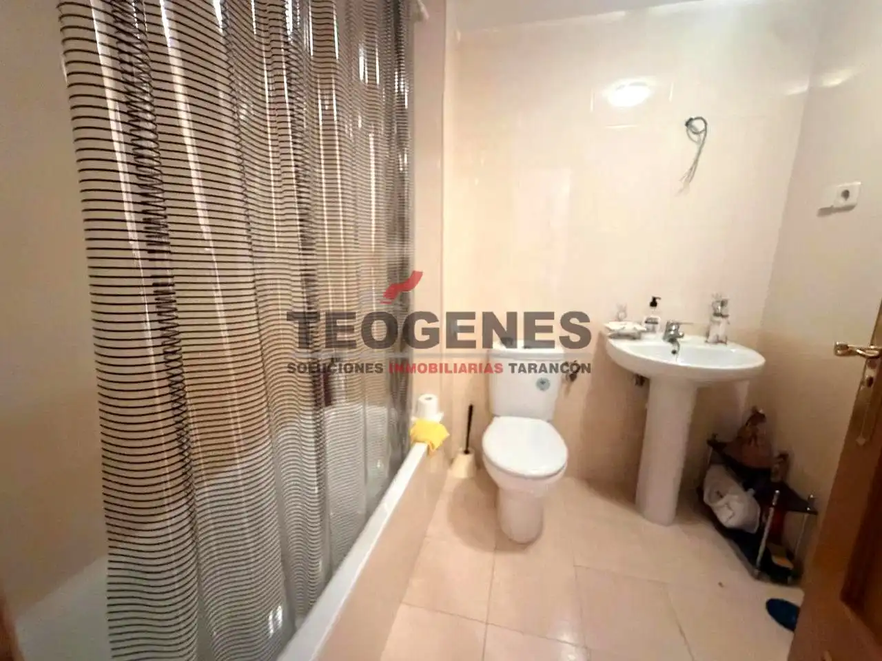 Bathroom of Ground floor for sale in Tarancón  with Heating, Parquet flooring and Storage room