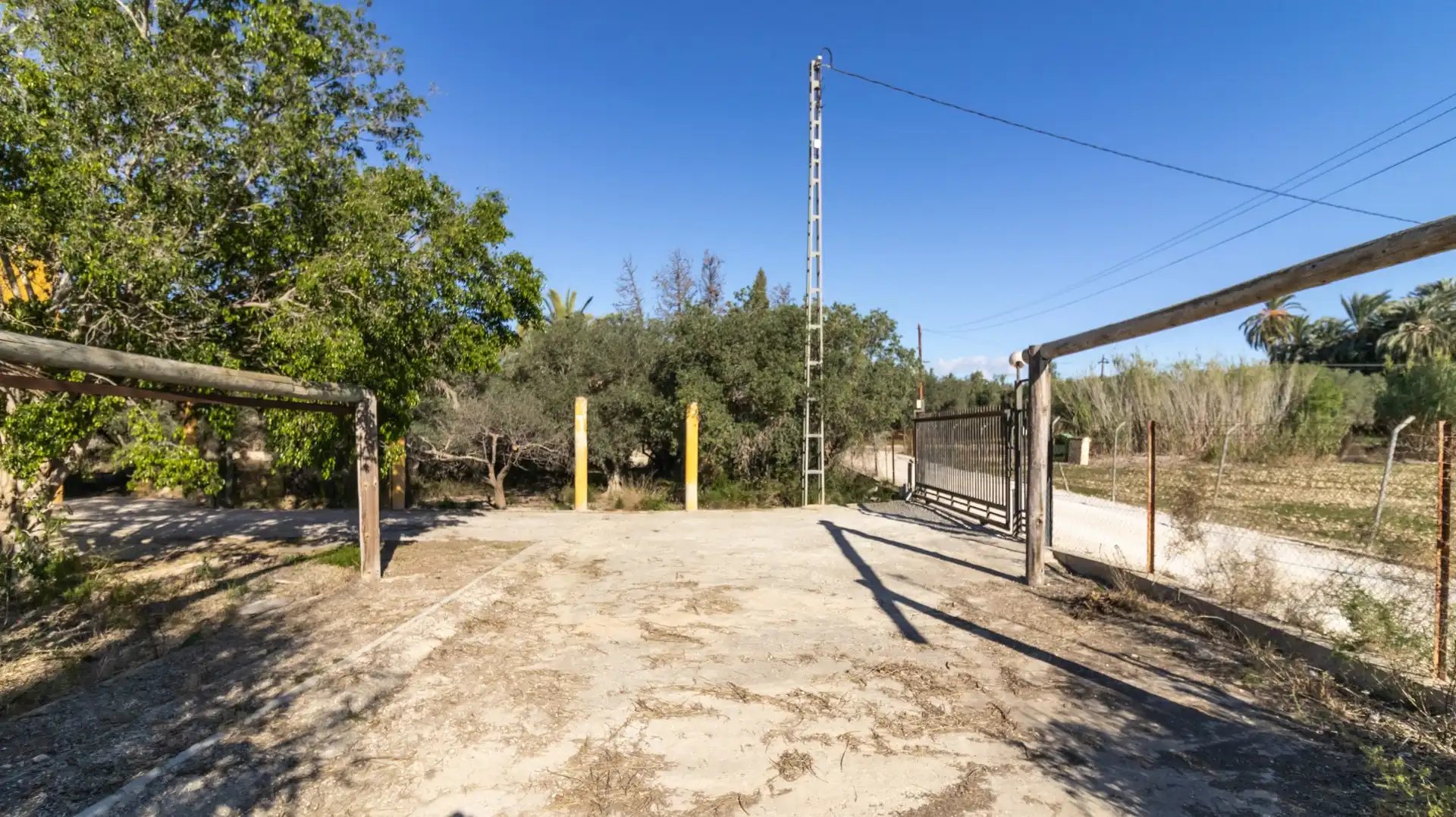 Casa o chalet en venta en Elche / Elx con Trastero y Piscina