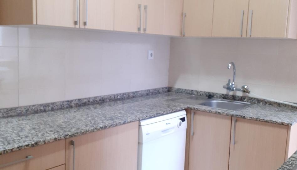 Foto 1 de Pis de lloguer a Avinguda de la Mare de Déu de Montserrat, Can Baró, Barcelona