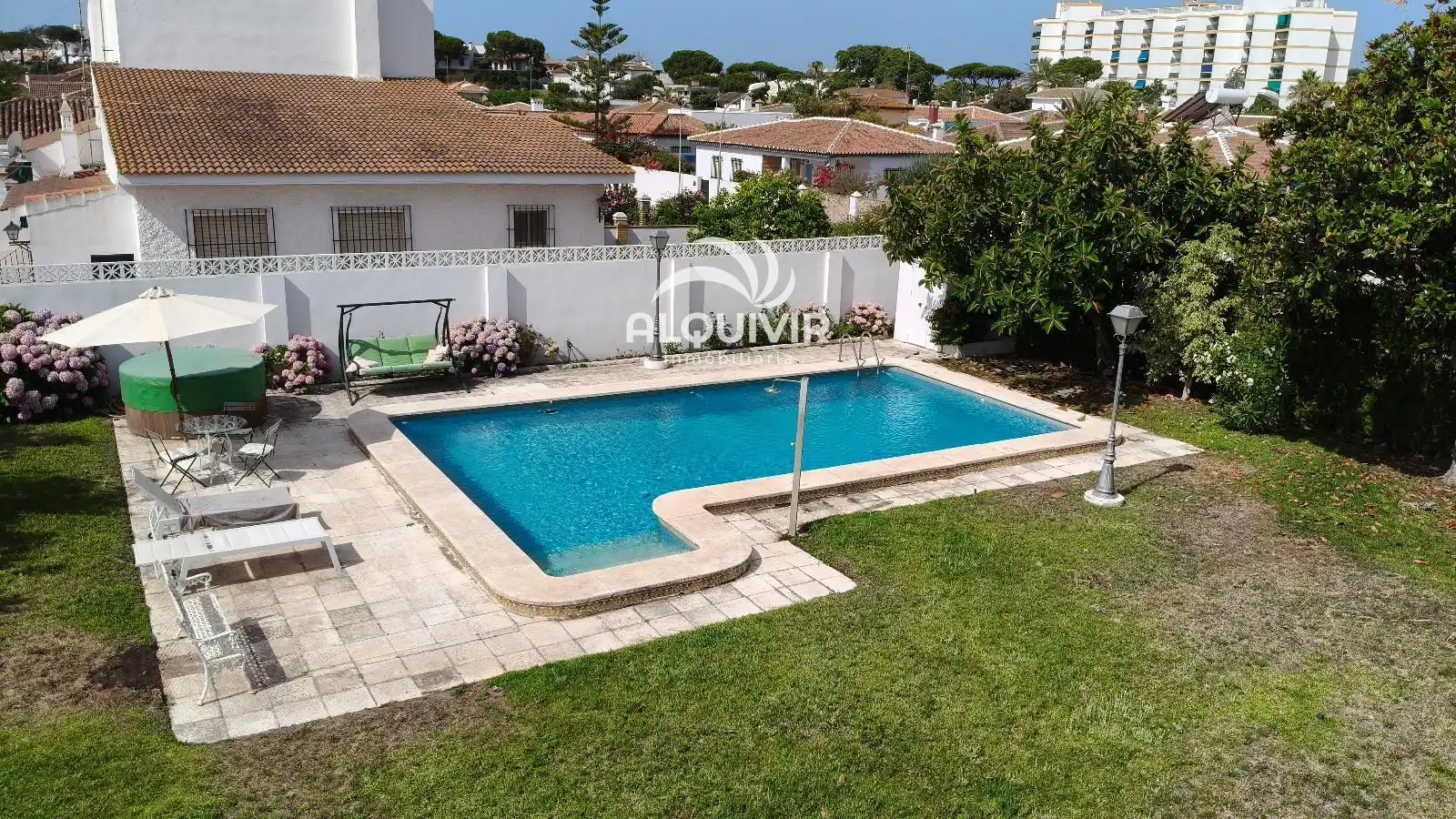 Piscina de Casa o chalet en venta en Almonte con Terraza, Trastero y Piscina