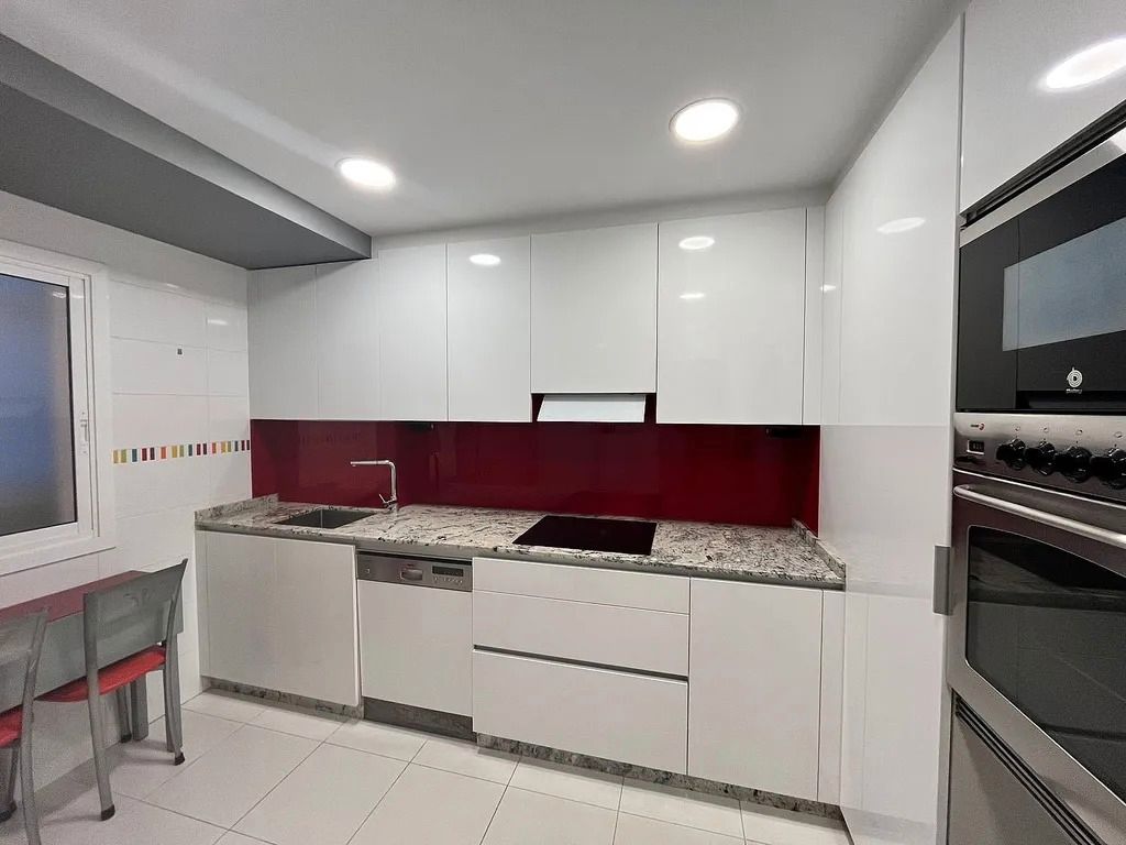 Kitchen of Flat for sale in Vigo   with Heating, Parquet flooring and Balcony
