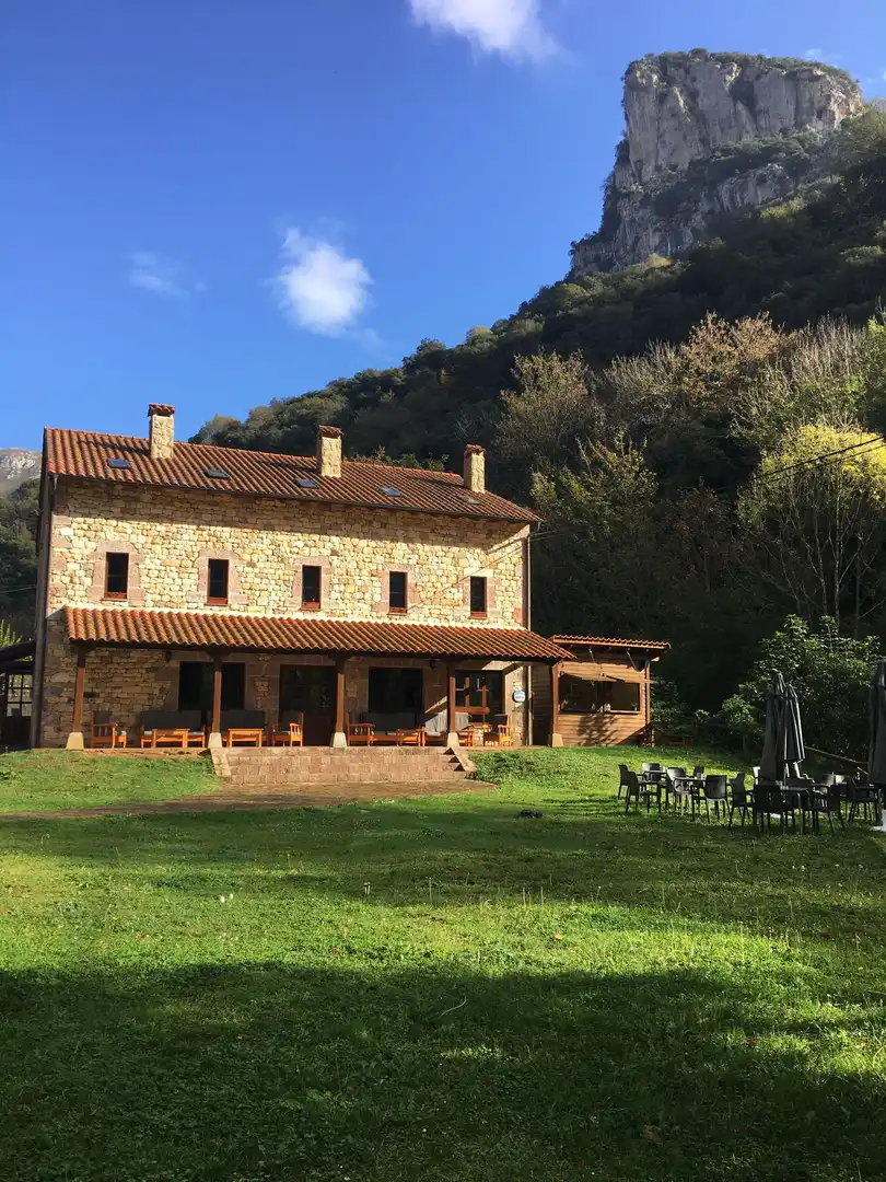Vista exterior de Casa o chalet en venta en Cabrales con Jardín privado y Terraza