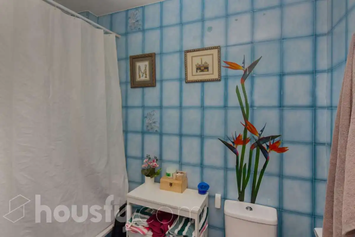 Bathroom of Detached homes for sale in Oliva  with Air Conditioner and Terrace