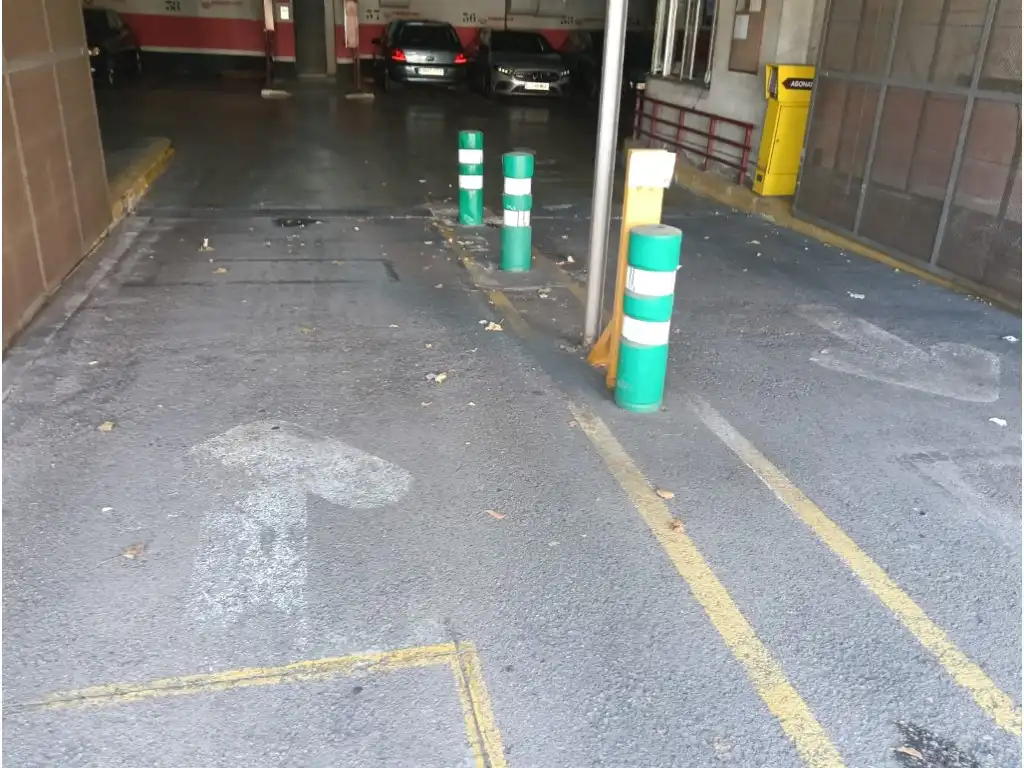 Einzelparkplatz zum Verkauf in Horta - Guinardó, imagen 4