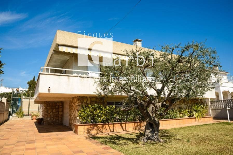 Jardí de Casa o xalet en venda en Calafell amb Calefacció, Terrassa i Traster