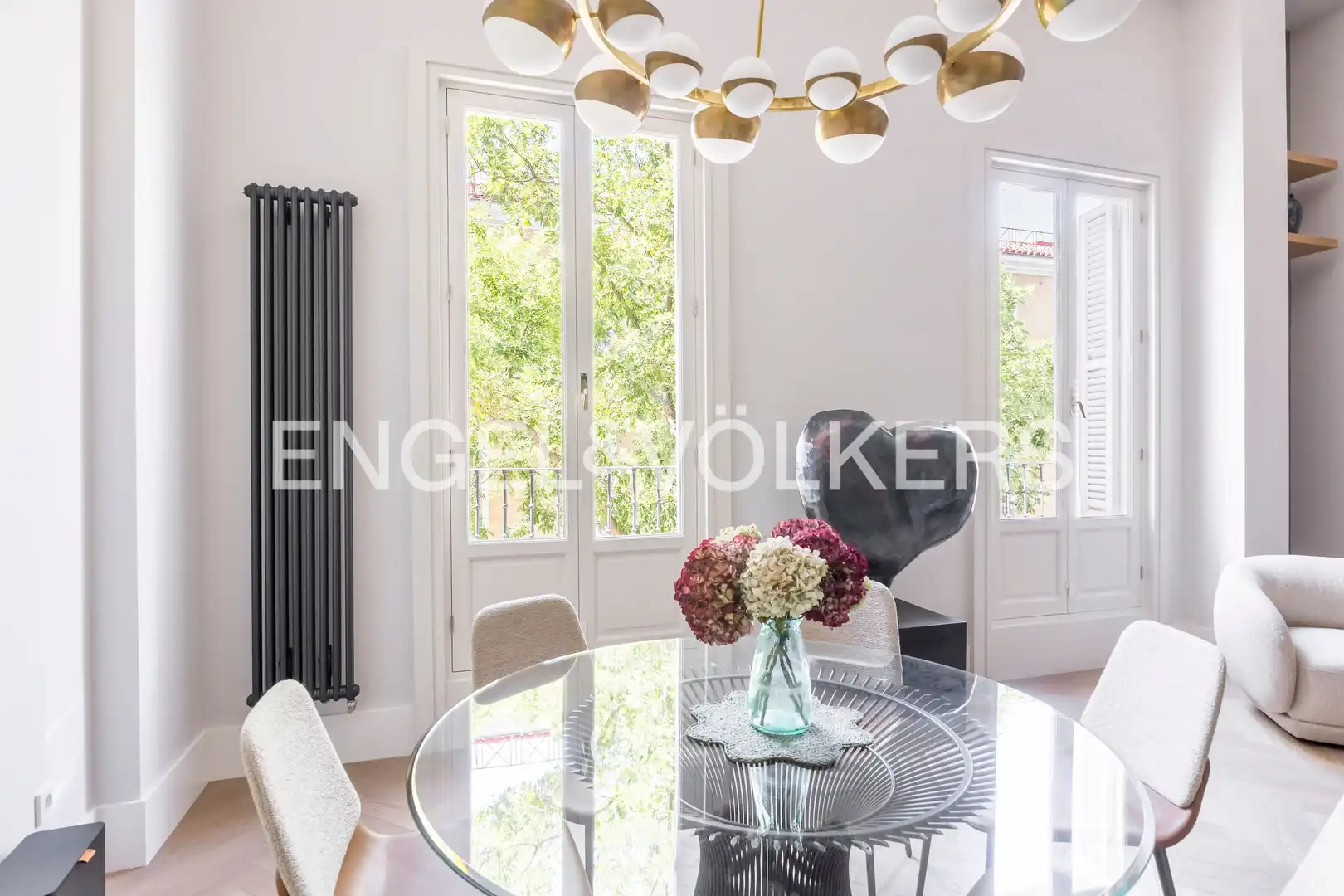Dining room of Flat for sale in Madrid  with Air Conditioner, Heating and Storage room