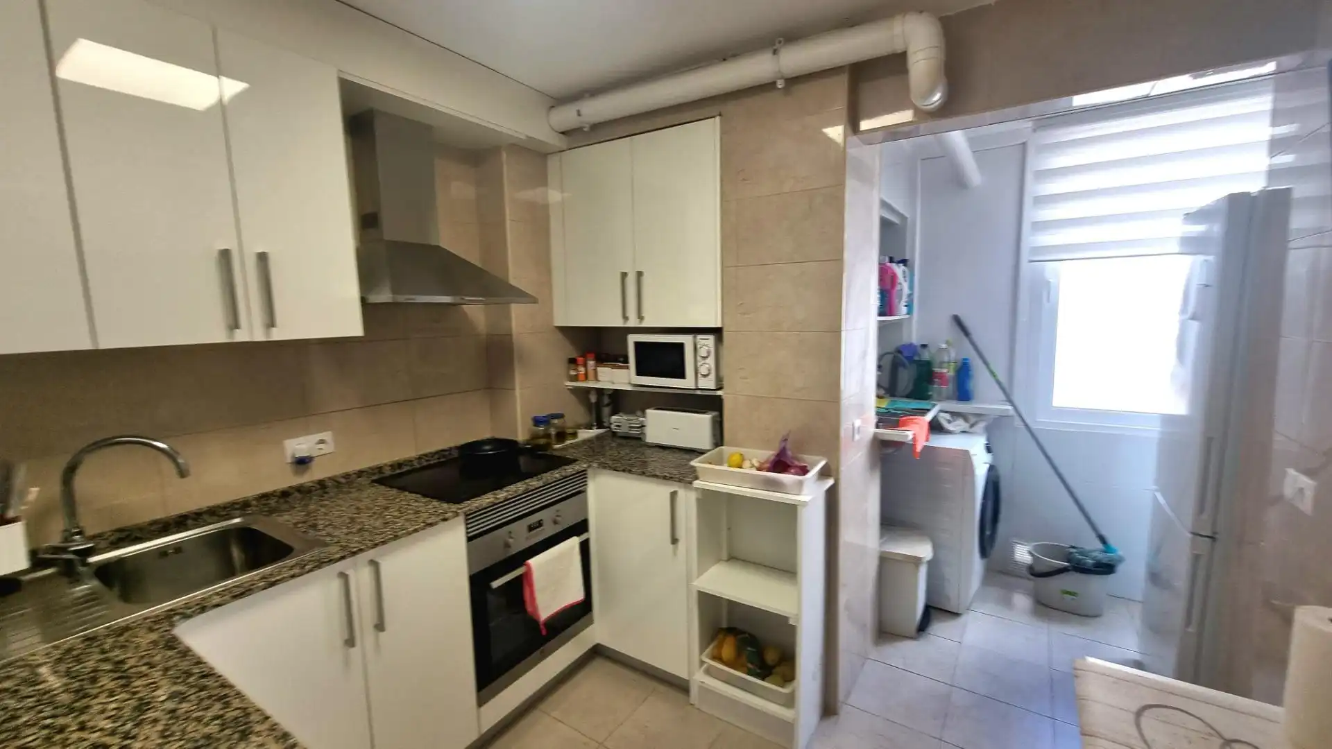Cuina de Pis en venda en Reus amb Aire condicionat, Calefacció i Terrassa
