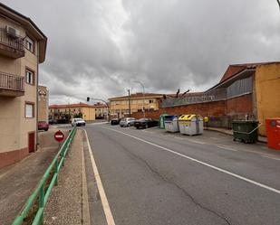 Vista exterior de Casa o xalet en venda en Guijuelo amb Calefacció i Terrassa