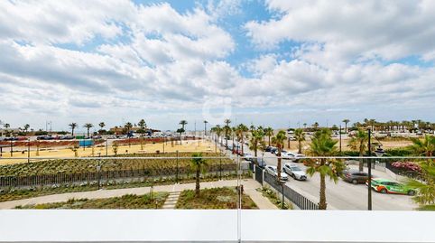 Foto 2 de Piso en venta en Los Álamos, Torremolinos