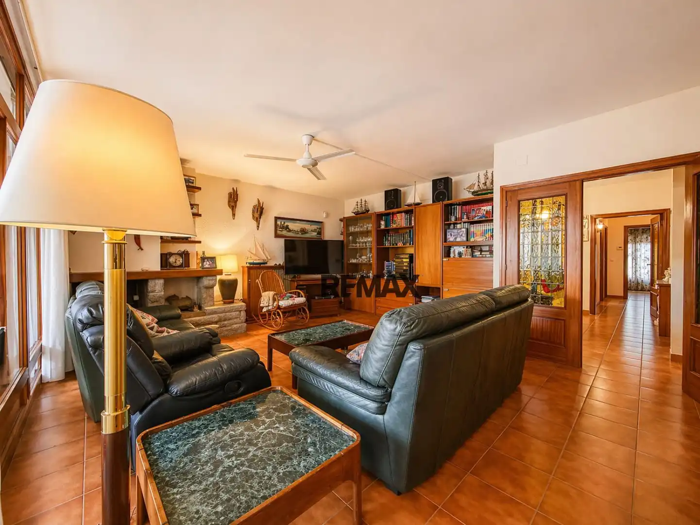Wohnzimmer von Gebäude zum Verkauf in Roses