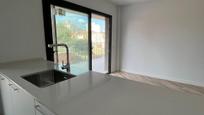 Kitchen of Flat for sale in Manresa  with Air Conditioner and Terrace