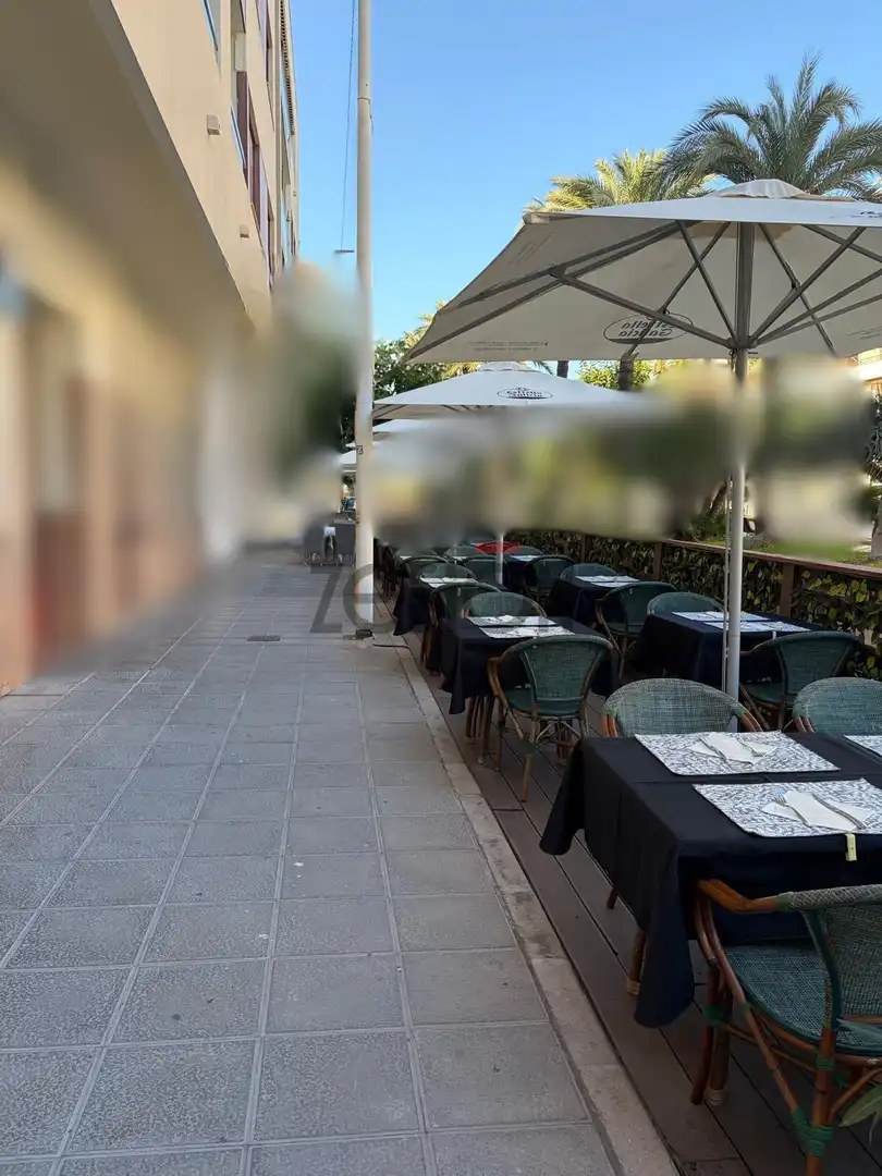 Business premises for transfer in Casco Urbano, imagen 7