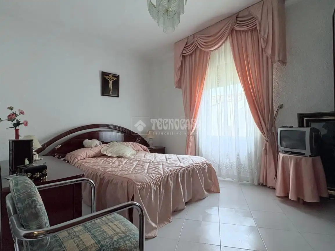 Bedroom of Houses for sale in Pinto  with Air Conditioner and Heating