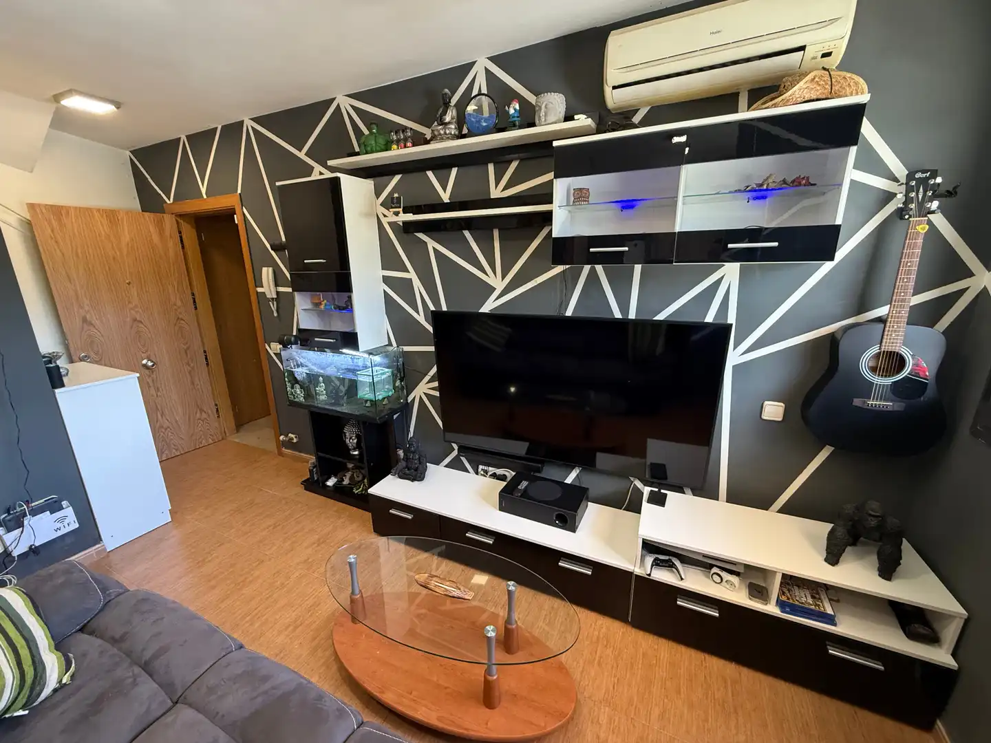 Living room of Flat for sale in Lleida  with Air Conditioner, Heating and Parquet flooring